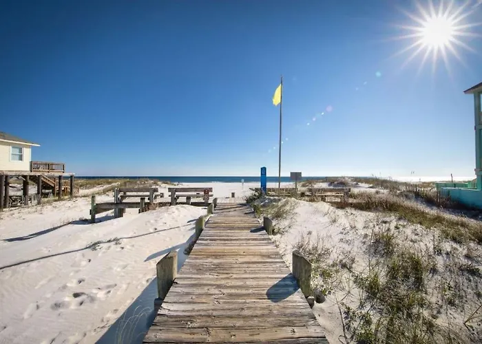 Summerescape - Retreat - Steps To Beach - Spaciouswestbeachcondo
