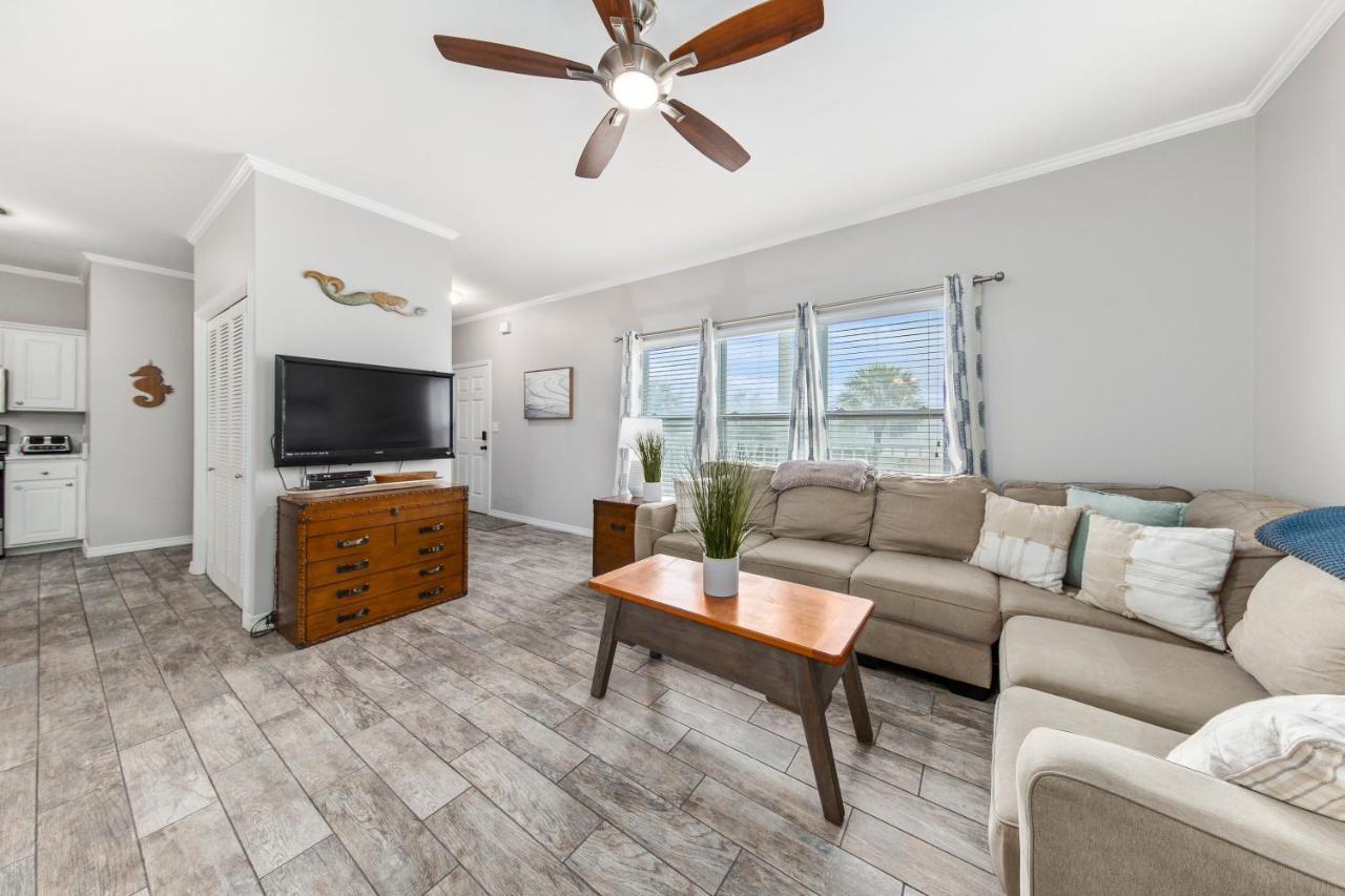 Summerescape - Retreat - Steps To - Spaciouswestbeachcondo Holiday home Gulf Shores