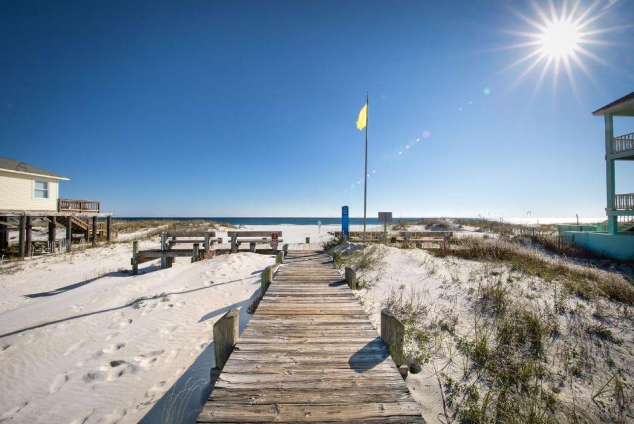 Summerescape - Retreat - Steps To - Spaciouswestbeachcondo Holiday home *